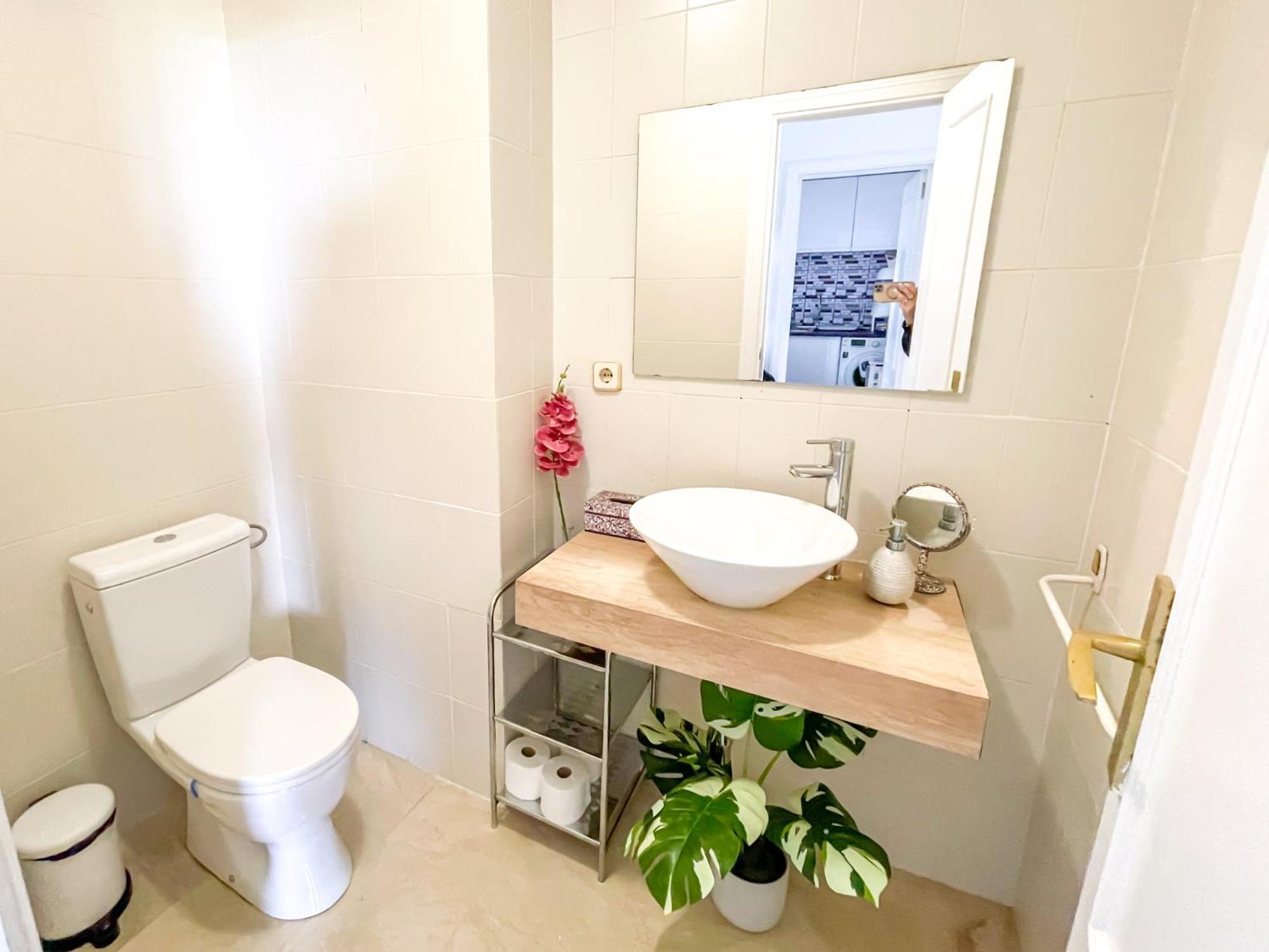 Modern Apartment With Terrace - 2 Min From The Beach Estepona Buitenkant foto