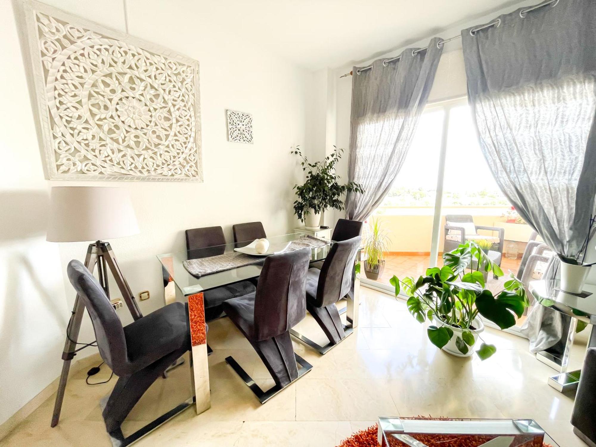 Modern Apartment With Terrace - 2 Min From The Beach Estepona Buitenkant foto